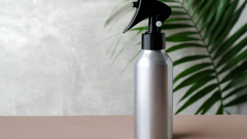 What Are the Benefits of Using Room Spray?