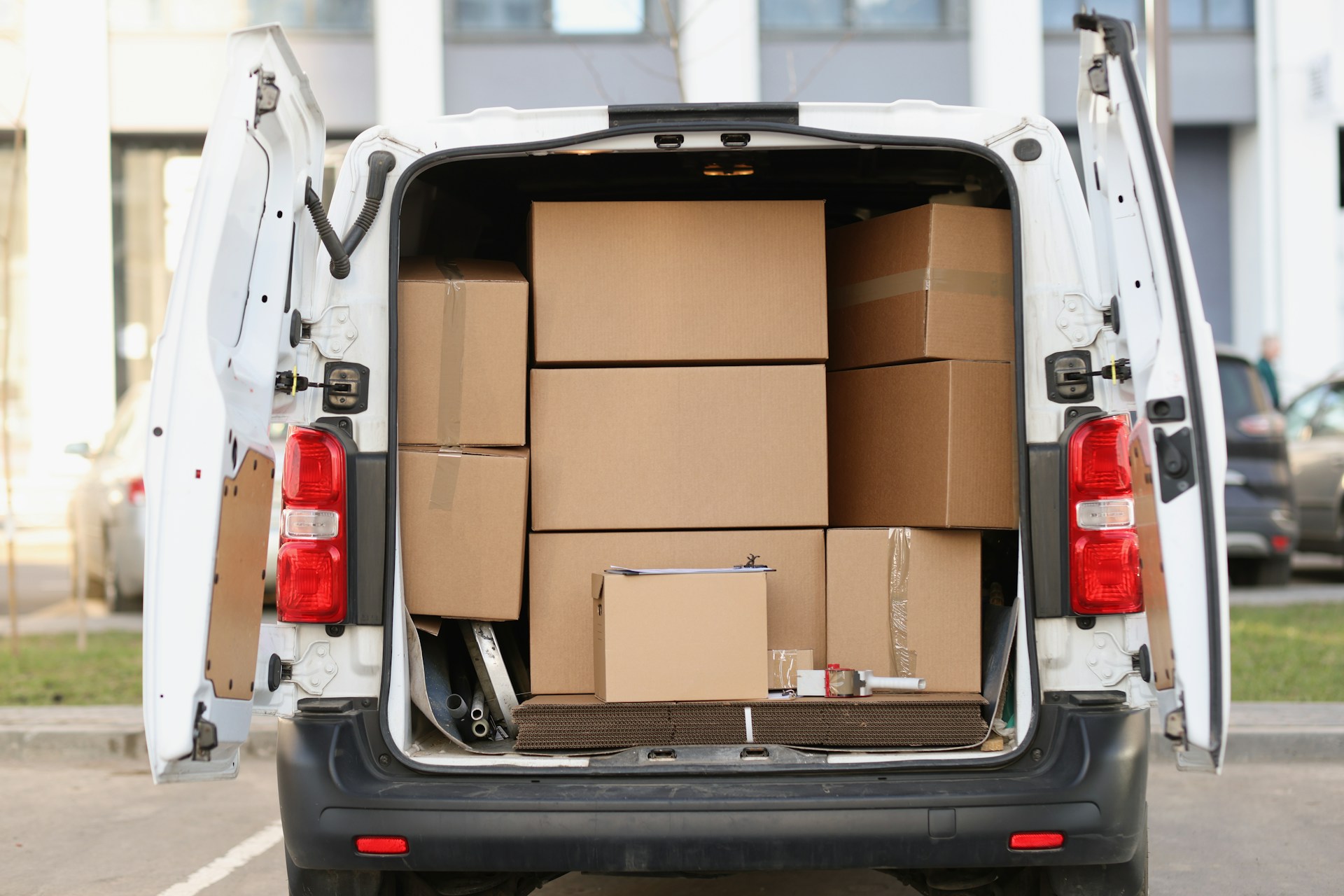 The Benefits of Using a Same Day Courier Service for Your Business