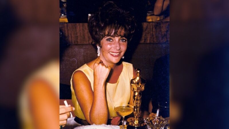 Elizabeth Taylor Net Worth - Elizabeth-Raine.com