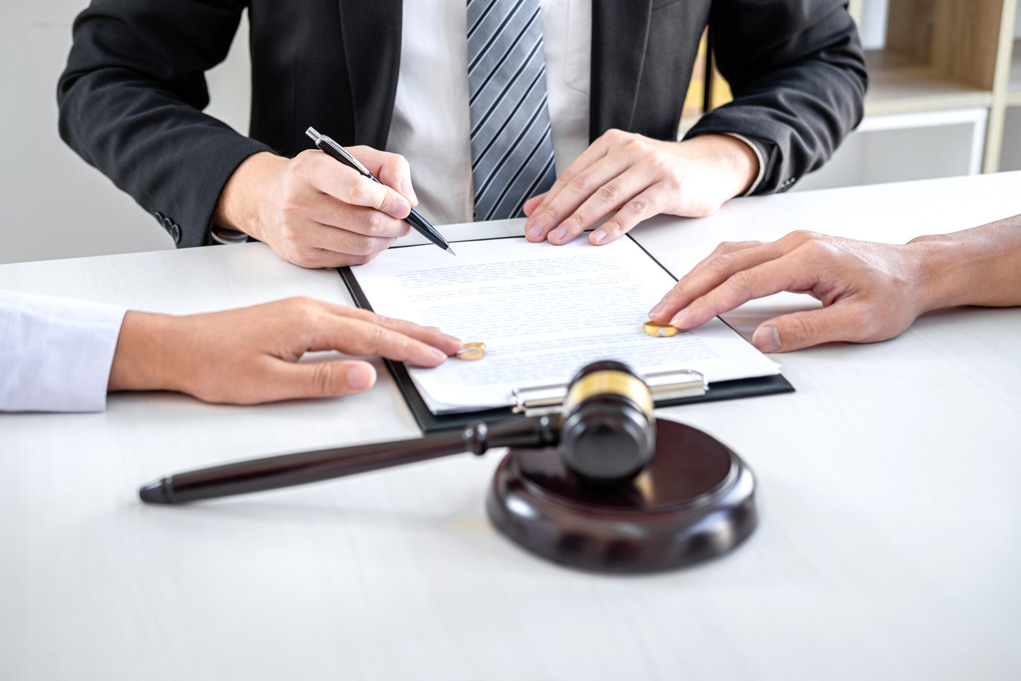 Divorce Laws Explained: Your Legal Rights and Options